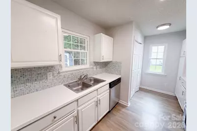 1412 Bells Knox Road, Charlotte, NC 28214 - Photo 12