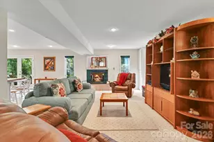 25 Weston Heights Dr, Asheville, NC 28803 - Photo 30