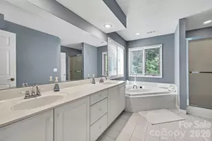 25 Weston Heights Dr, Asheville, NC 28803 - Photo 22