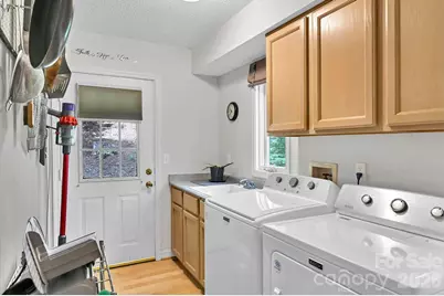 25 Weston Heights Drive, Asheville, NC 28803 - Photo 18