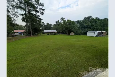 702 Dogwood Lane, Rockingham, NC 28379 - Photo 8