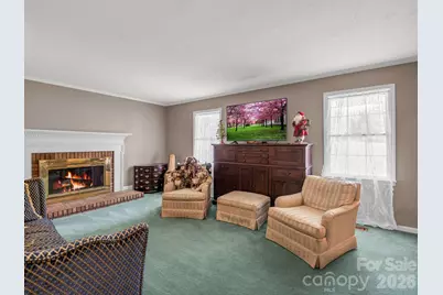 213 Raintree Drive, Hendersonville, NC 28791 - Photo 8