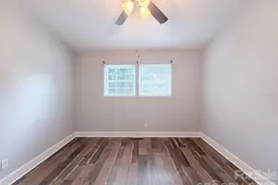 449 Virginia Ave, Statesville, NC 28677 - Photo 4