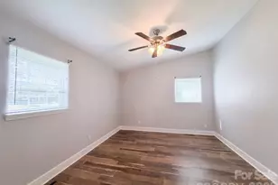 449 Virginia Ave, Statesville, NC 28677 - Photo 10