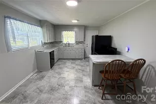 2372 Jamestown Rd, Morganton, NC 28655 - Photo 4