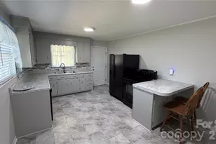 2372 Jamestown Rd, Morganton, NC 28655 - Photo 6