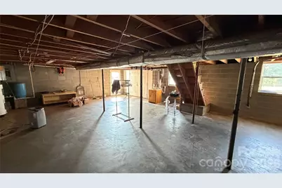 2372 Jamestown Road, Morganton, NC 28655 - Photo 14