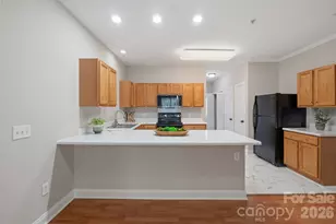 21246 Hickory St, Cornelius, NC 28031 - Photo 8