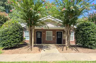 21246 Hickory St, Cornelius, NC 28031 - Photo 16