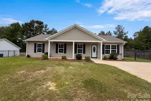 1411 Foxbrook Cir, Lancaster, SC 29720 - Photo 1