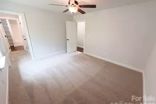 1411 Foxbrook Cir, Lancaster, SC 29720 - Photo 4