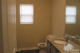 2029 Lanza Dr, Charlotte, NC 28215 - Photo 6