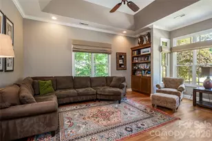 170 Cape Martin Cir, Hendersonville, NC 28791 - Photo 10