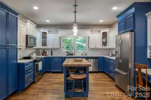 170 Cape Martin Cir, Hendersonville, NC 28791 - Photo 20