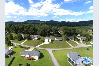 2135 Olde Farm Road SE, Hudson, NC 28638 - Photo 2