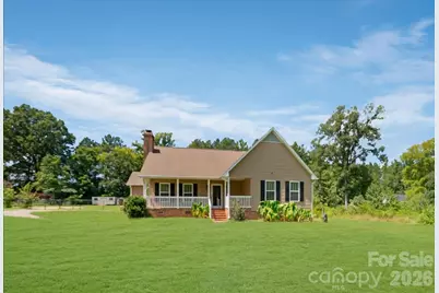 2827 E Pinewood Road, Chester, SC 29706 - Photo 2