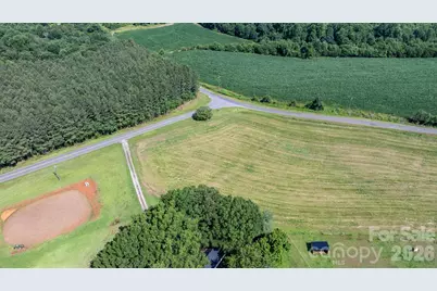 594 Rash Road, Olin, NC 28660 - Photo 2