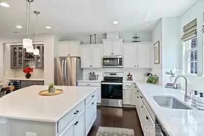 1125 Towns Hill Way, Charlotte, NC 28209 - Photo 20