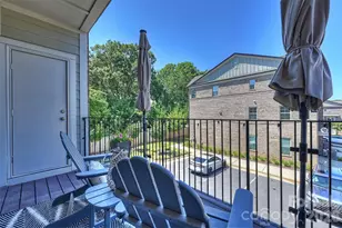 1125 Towns Hl Wy, Charlotte, NC 28209 - Photo 32