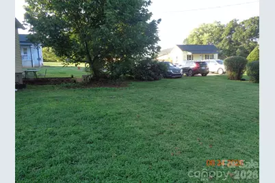 107 Bickett Street, Morganton, NC 28655 - Photo 18