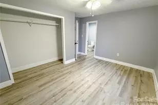 107 Drake St, Gastonia, NC 28052 - Photo 4
