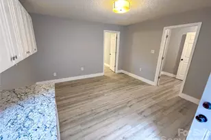 107 Drake St, Gastonia, NC 28052 - Photo 8