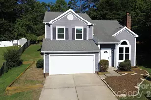 7725 Batavia Ln, Charlotte, NC 28213 - Photo 1