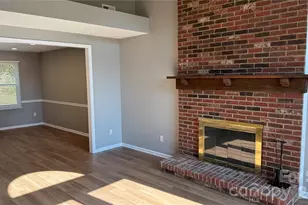 7725 Batavia Ln, Charlotte, NC 28213 - Photo 6