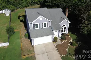 7725 Batavia Ln, Charlotte, NC 28213 - Photo 4