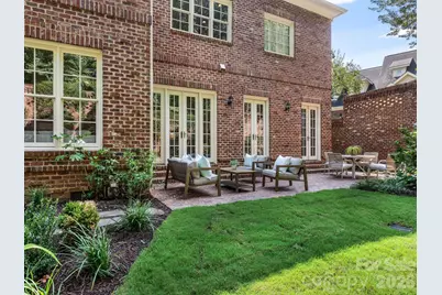 221 Crownsgate Court, Charlotte, NC 28207 - Photo 26