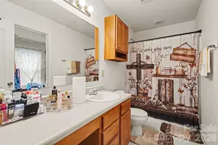 8602 Panglemont Drive, Charlotte, NC 28269 - Photo 32