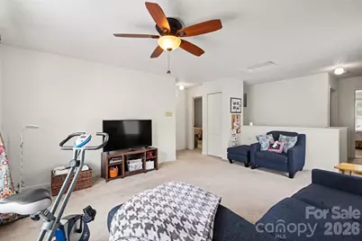 8602 Panglemont Drive, Charlotte, NC 28269 - Photo 6