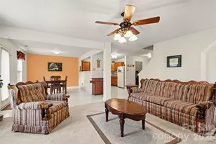 8602 Panglemont Drive, Charlotte, NC 28269 - Photo 16