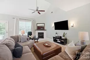 10933 Stone Trail Rd, Charlotte, NC 28213 - Photo 8
