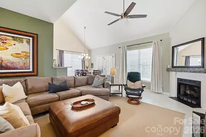 10933 Stone Trail Road, Charlotte, NC 28213 - Photo 6