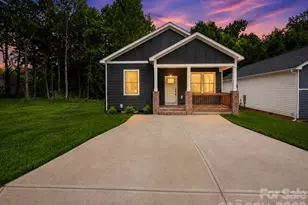 1038 Grady St, Salisbury, NC 28144 - Photo 2