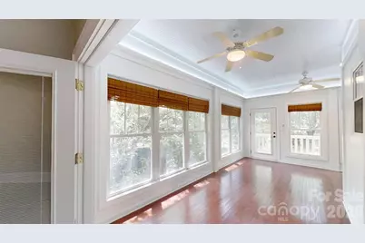618 S Poplar Street, Lincolnton, NC 28092 - Photo 12