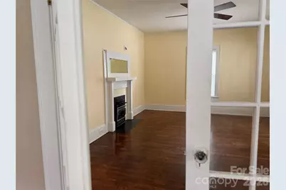 618 S Poplar Street, Lincolnton, NC 28092 - Photo 6