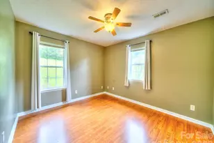 38 Country Ln, Franklin, NC 28734 - Photo 8