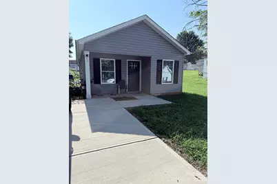 47 14th Street SE, Hickory, NC 28602 - Photo 2
