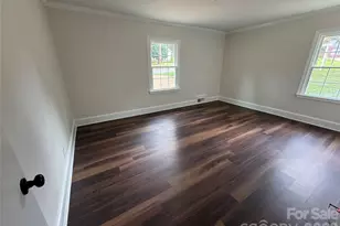 413 Elizabeth St, Gastonia, NC 28054 - Photo 6