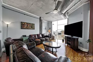 505 E 6th St, Charlotte, NC 28202 - Photo 10