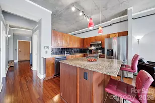 505 E 6th St, Charlotte, NC 28202 - Photo 6