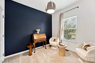 1321 Queen Lyon Ct, Charlotte, NC 28205 - Photo 16