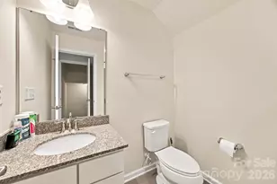 1321 Queen Lyon Ct, Charlotte, NC 28205 - Photo 26