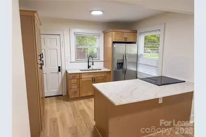 531 E Front Street, Statesville, NC 28677 - Photo 2