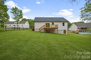 120 Whistling Pines Dr, Statesville, NC 28677 - Photo 24
