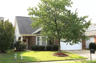 4409 Squirrel Trail Ln, Charlotte, NC 28269 - Photo 1