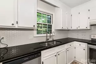 14200 Hackamore Dr, Matthews, NC 28105 - Photo 14