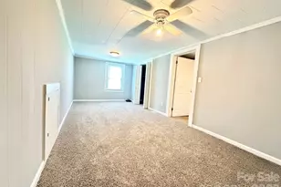 301 Magnolia St, Granite Falls, NC 28630 - Photo 28